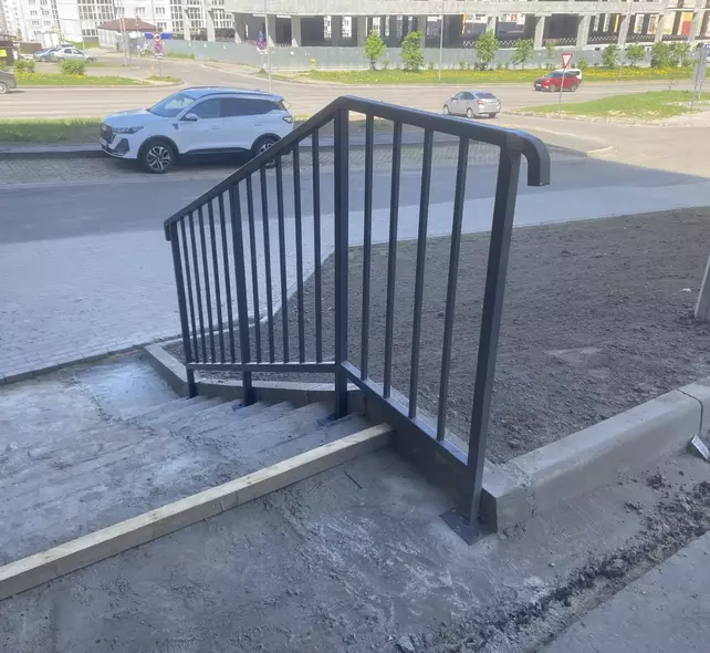 Заборы, перила, ограждения