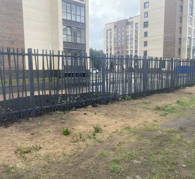 Заборы, перила, ограждения
